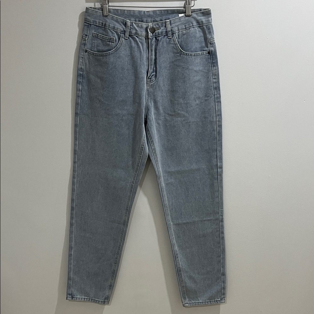 NWOT Women’s Jeans M Light Blue Relaxed Straight Leg Mom Jean 90s Summer Stretch